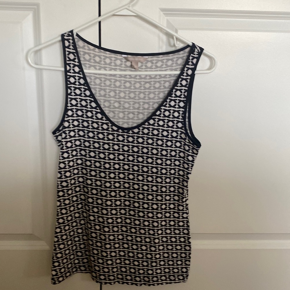 Banana Republican XS black and white sleeveless top, EUC